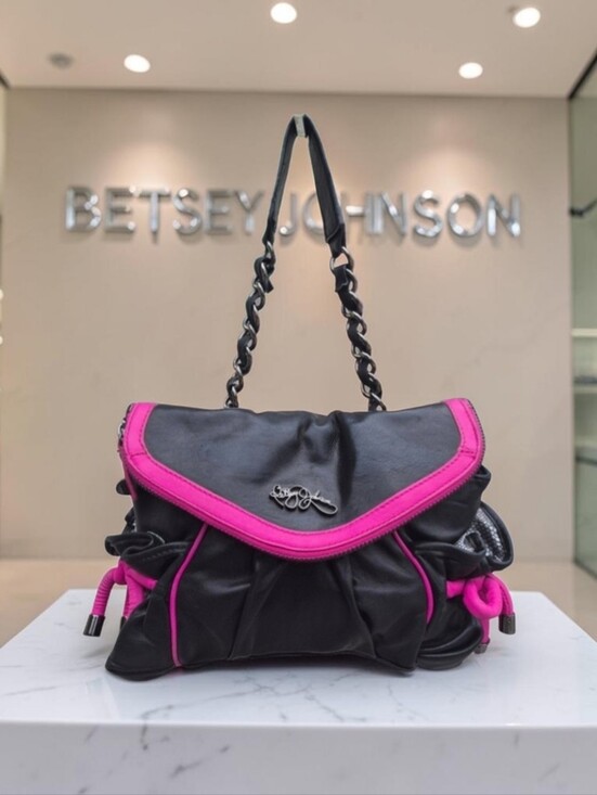 Betsey Johnson Handbags - Betsey Johnson Vintage Leather Bag